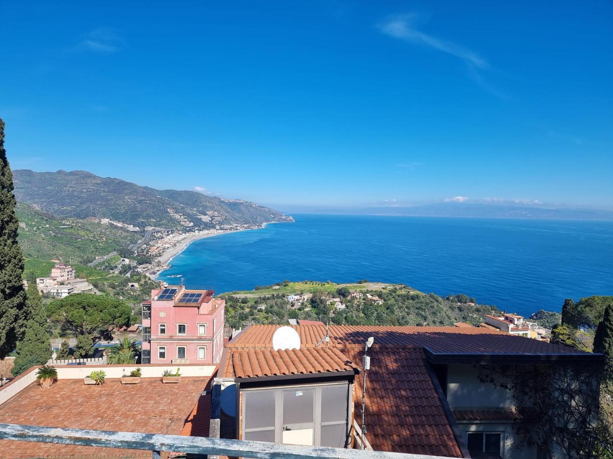 Borgo Di Taormina Apartments By Holiday World Gaggi Eksteriør billede